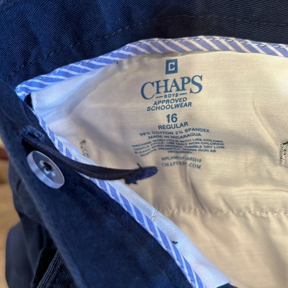 Chaps boy flat front adjustable waist, size 16 - Picture 3 of 3